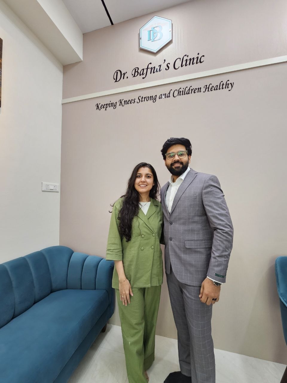 Dr. Darshan & Dr. Disha Bafna